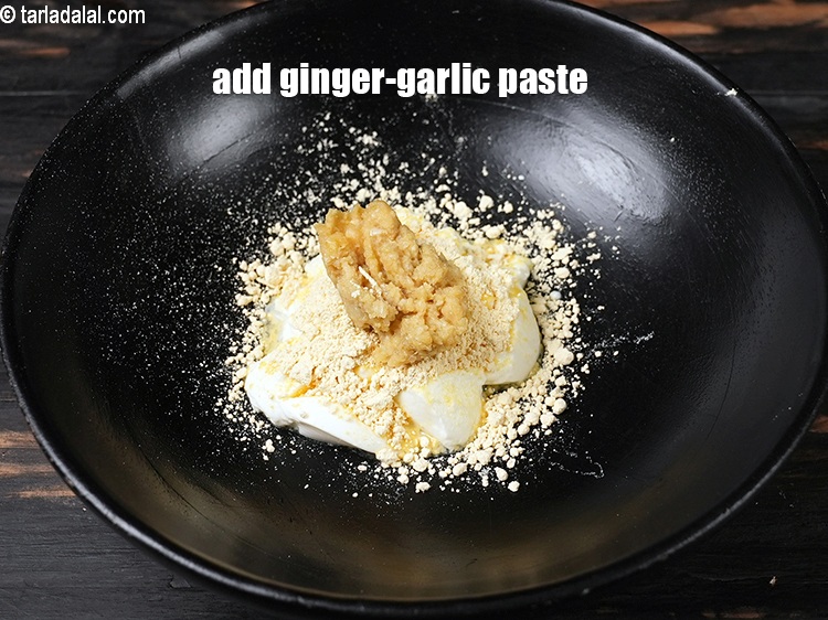 Step 6 – Add 1 tbsp <a href="https://www.tarladalal.com/glossary-ginger-garlic-paste-adrak-lehsun-ki-pate-adrak-lahsun-ki-paste-939i">ginger-garlic (adrak-lehsun) paste</a>.