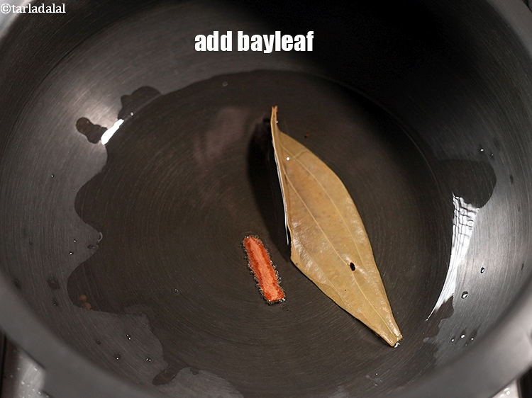 Step 5 – Add 1 bayleaf.&nbsp;