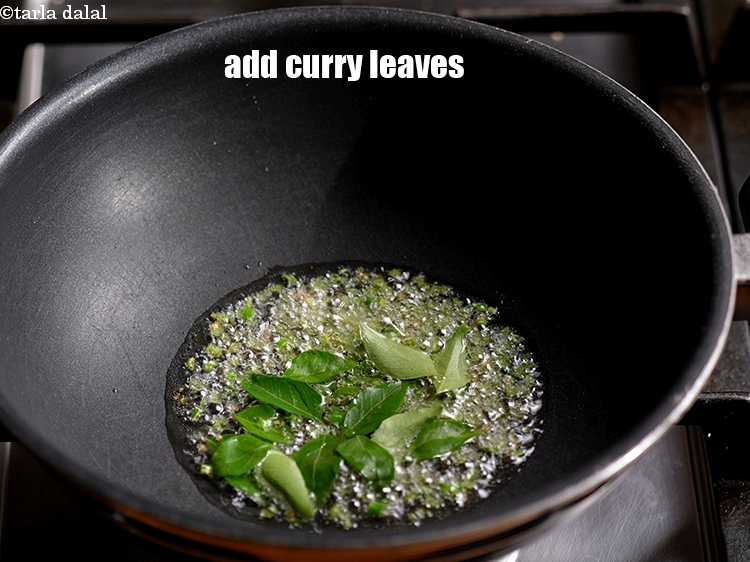 Step 5 – Add 8 to 10 curry leaves.