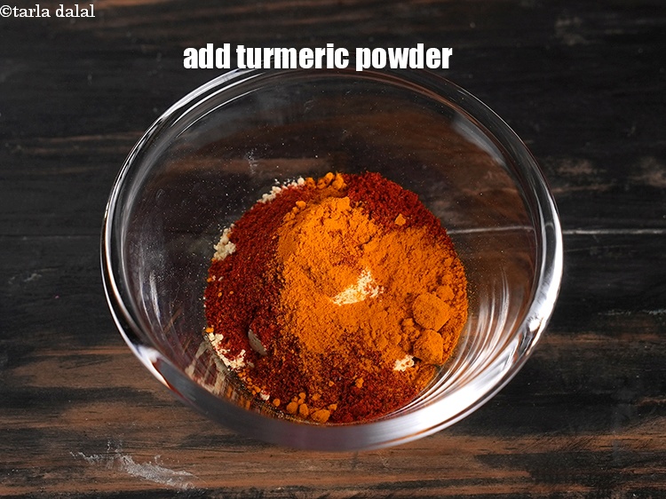 Step 5 – Add &frac12; tsp turmeric powder.
