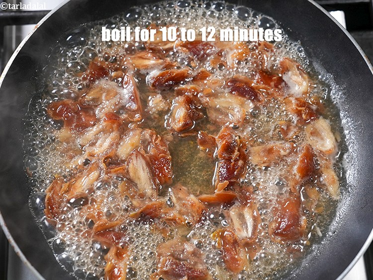 Step 5 – Bring to a boil and simmer for 10 to 12 minutes until the dates are …