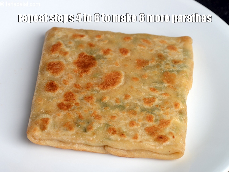Step 34 – Repeat steps 4 to 6 to make 6 more parathas.