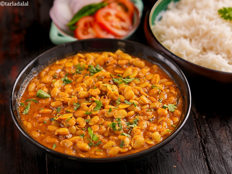 स्टेप 49 – दालिम्बी उसल रेसिपी को चावल भाकरी या उबले हुए चावल …