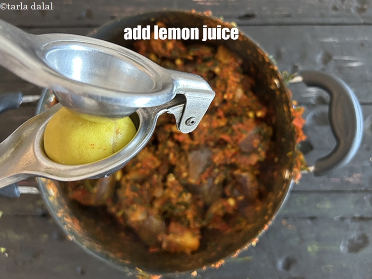 Step 34 – Add&nbsp;<meta charset="UTF-8" />1 tsp&nbsp;<a href="glossary-lemon-juice-numbi-ka-ras-nimbu-ka-juice-471i">lemon juice</a>.