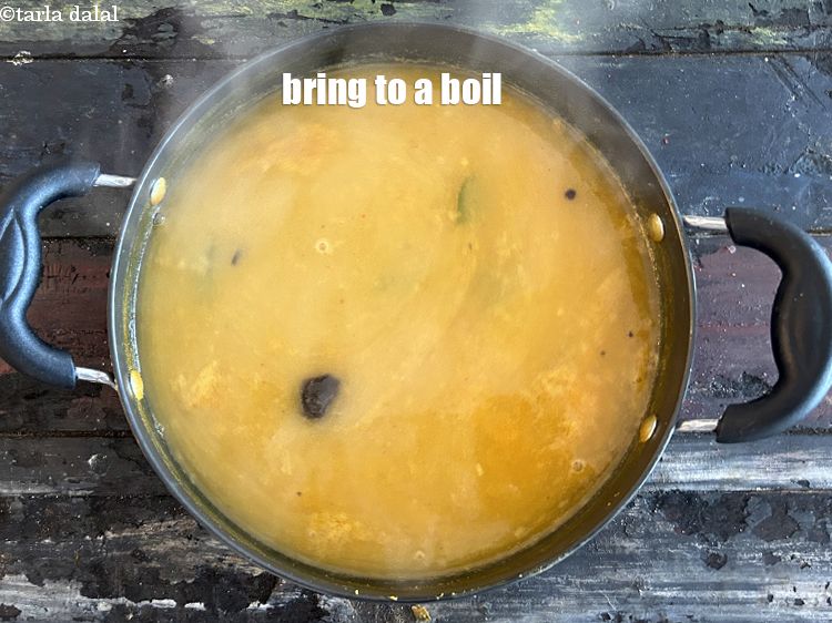 स्टेप 34 – एक उबाल आने दें।