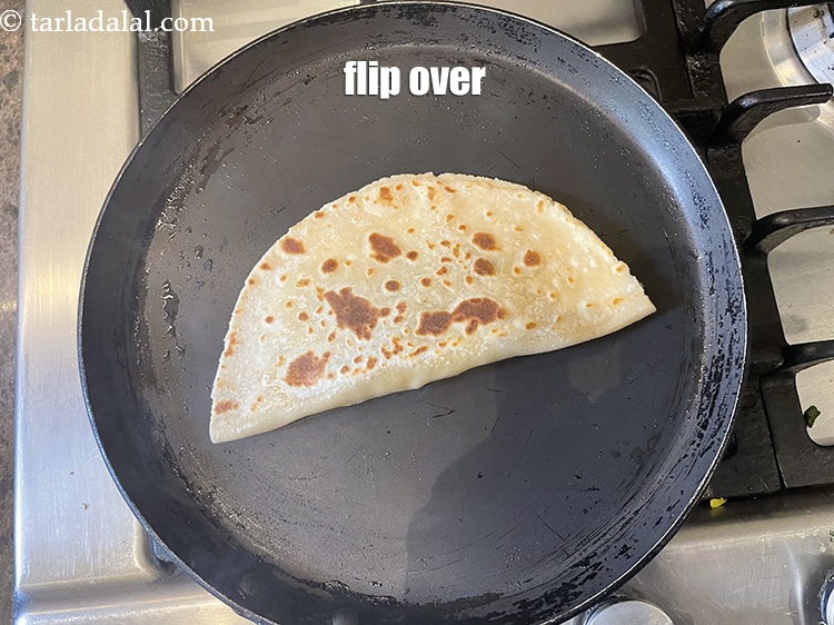 Step 36 – <meta charset="UTF-8" />Flip over.&nbsp;&nbsp;