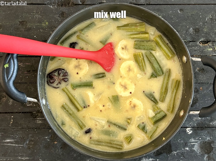 स्टेप 36 – अच्छी तरह से मलाएं।