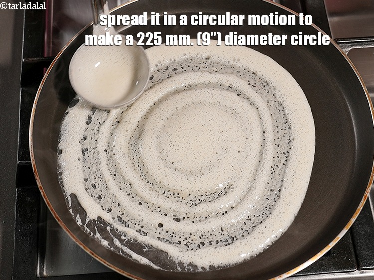 Step 37 – Spread it in a circular motion to make a 225 mm. (9&rdquo;) diameter circle.