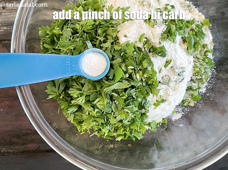 Step 36 – Add&nbsp;<meta charset="UTF-8" />a pinch of&nbsp;<a href="glossary-baking-soda-soda-bi-carb-615i">soda bi-carb</a>.