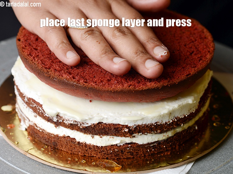 Step 43 – Place the last sponge layer and press it gently.