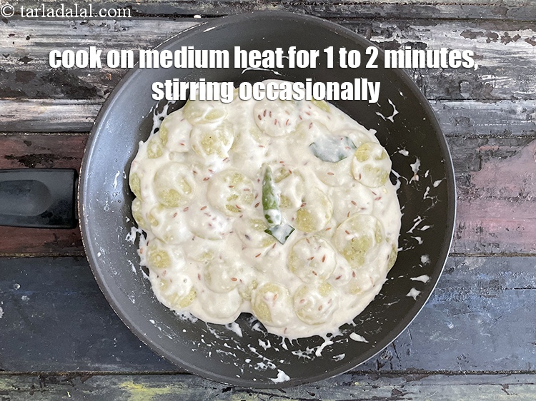 Step 40 – Cook on a medium flame for 1 to 2 minutes, while stirring occasionally.