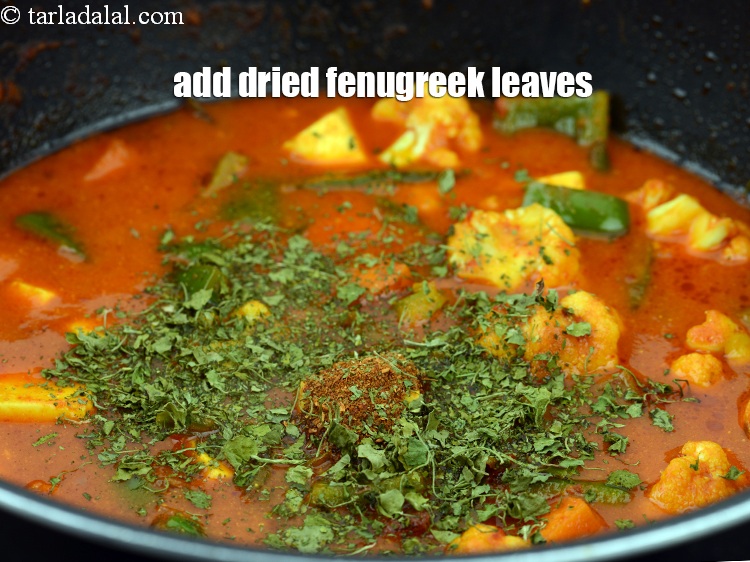 Step 40 – Add 1 tbsp <a href="https://tarladalal.com/glossary-dried-fenugreek-leaves-kasuri-methi-374i">dried fenugreek leaves (kasuri methi)</a>..