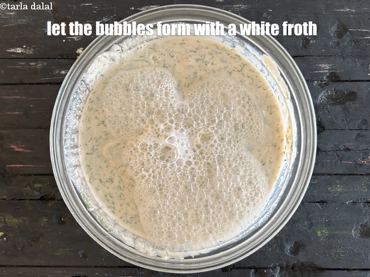 Step 40 – <meta charset="UTF-8" />Let the bubbles form with a white froth.&nbsp;