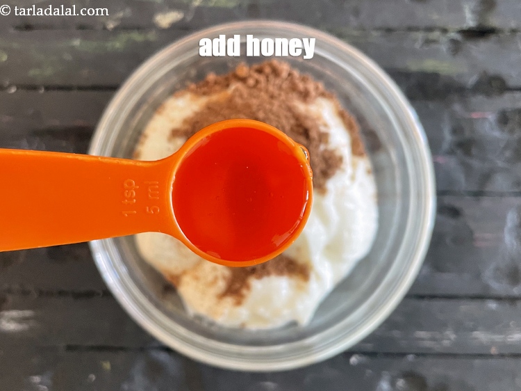 Step 7 – Add 1&nbsp;tsp&nbsp;<a href="glossary-organic-honey-2537i">organic honey</a>&nbsp;or regular honey.&nbsp;
