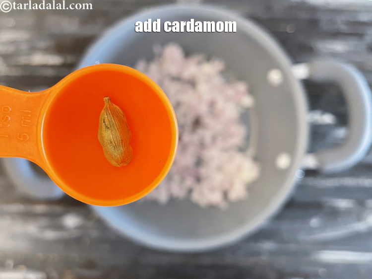 Step 14 – Add&nbsp;<meta charset="UTF-8" />1&nbsp;<a href="glossary-cardamom-elaichi-262i">cardamom (elaichi)</a>.