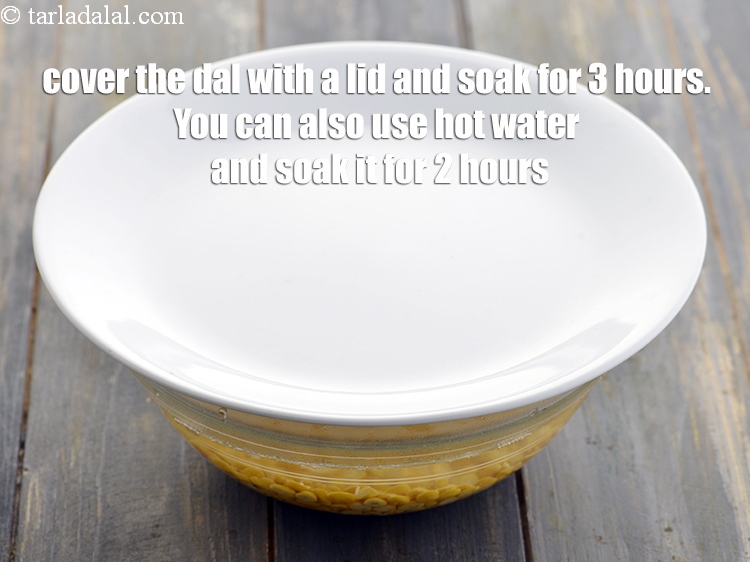 स्टेप 5 – दाल को ढक्कन से ढक कर 3 घंटे के लिए …