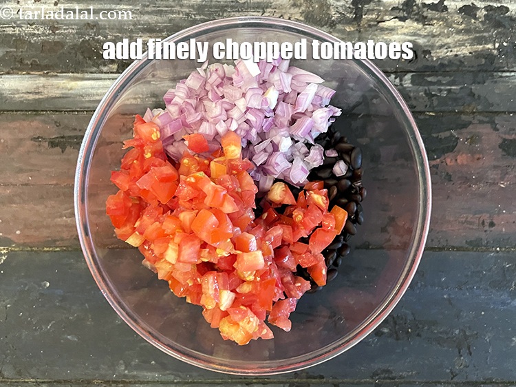 Step 19 – Add&nbsp;1 cup&nbsp;finely&nbsp;<a href="glossary-chopped-tomatoes-779i">chopped tomatoes</a>.