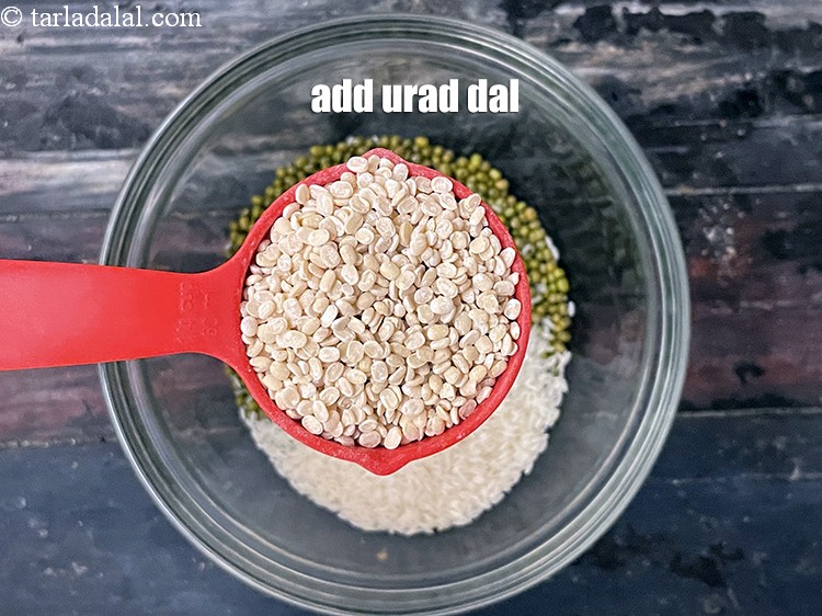 Step 6 – Add&nbsp;<meta charset="UTF-8" />1/4 cup&nbsp;<a href="glossary-urad-dal-split-black-lentil-941i">urad dal (split black lentils)</a>.