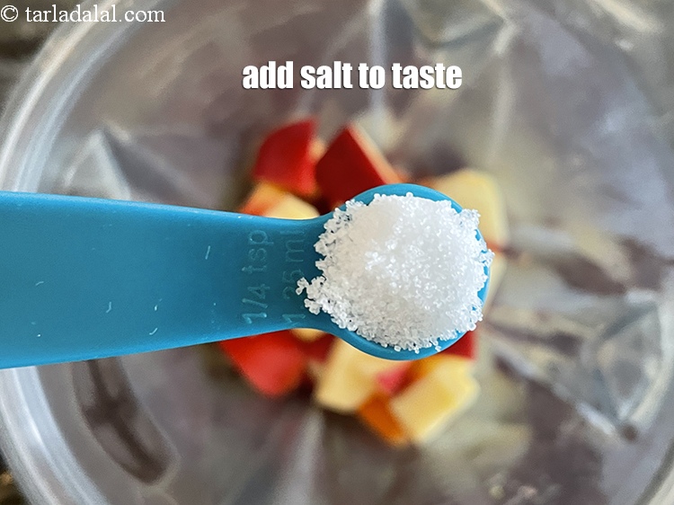 स्टेप 17 – १/२ टी-स्पून&nbsp;<a href=""https://www.tarladalal.com/glossary-salt-namak-table-salt-hindi-418i"">नमक</a> डालें।