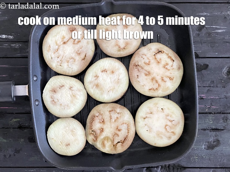 Step 7 – Cook on a medium flame for 4 to 5 minutes or till it becomes light …