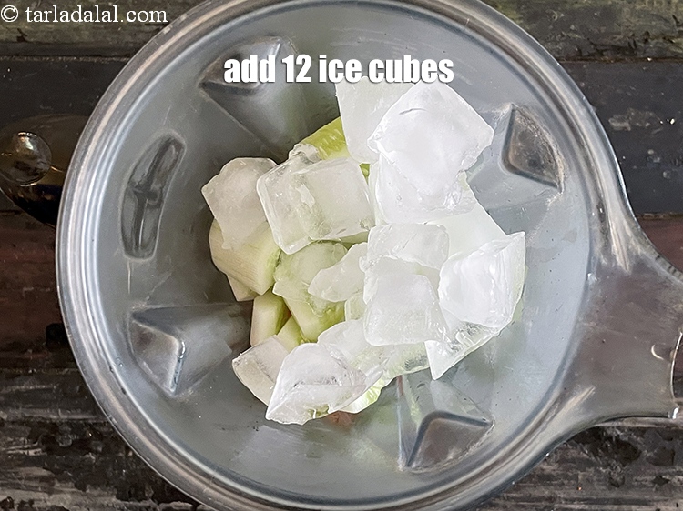 Step 7 – <p>Add ice cubes.</p>