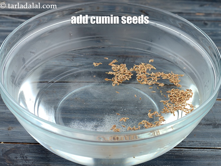 Step 5 – Add 1 tsp <a href="https://www.tarladalal.com/glossary-cumin-seeds-jeera-zeera-381i">cumin seeds (jeera)</a>.