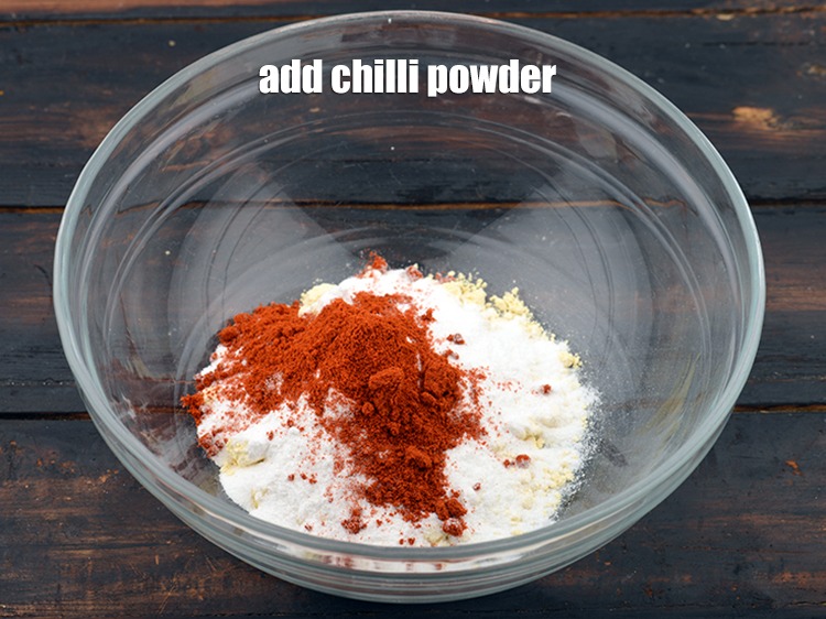 Step 5 – Add 1 tsp&nbsp;<a href="https://www.tarladalal.com/glossary-chilli-powder-red-chilli-powder-339i">chilli powder</a>.&nbsp;