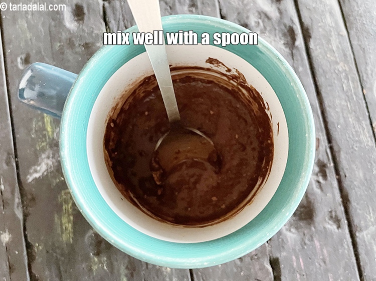Step 6 – Mix well with a spoon.&nbsp;
