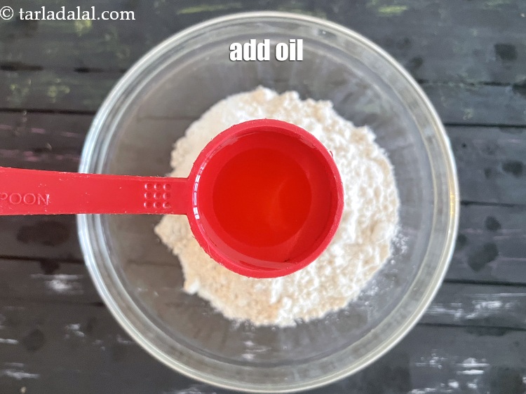 Step 6 – Add&nbsp;<meta charset="UTF-8" />1 1/2 tbsp&nbsp;oil. <u><em>You can use ghee if you wish.</em></u>