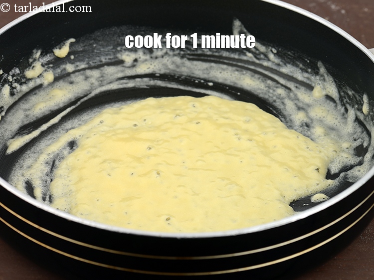 Step 5 – Cook on a medium flame for 1 minute, while stirring continuously.