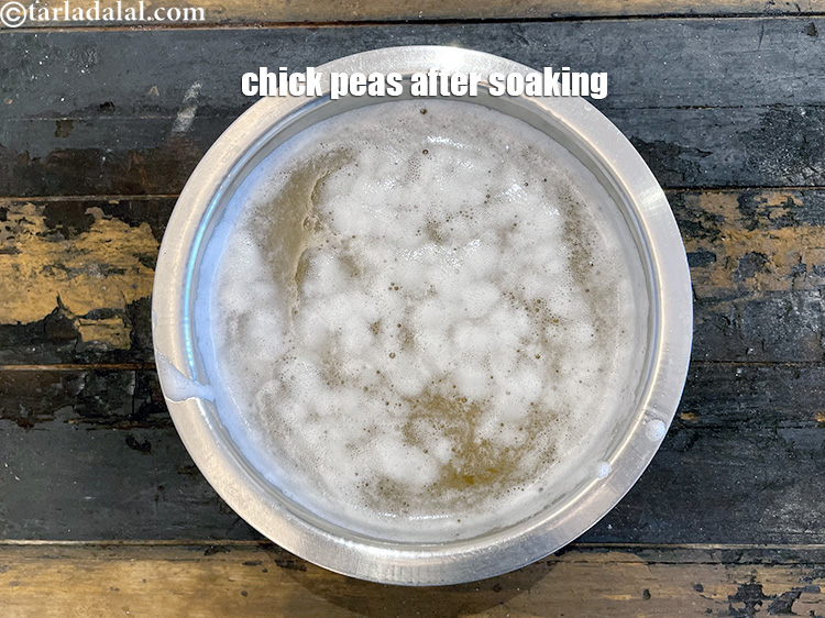 स्टेप 6 – काबुली चने के दाने कुछ इस तरह दिखते हैं।