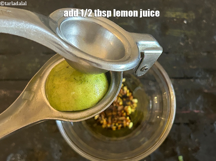 Step 6 – Add&nbsp;<meta charset="UTF-8" />1/2 tbsp&nbsp;<a href="glossary-lemon-juice-numbi-ka-ras-nimbu-ka-juice-471i">lemon juice</a>.