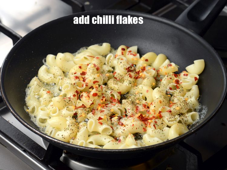Step 8 – Add 1 tsp chilli flakes.