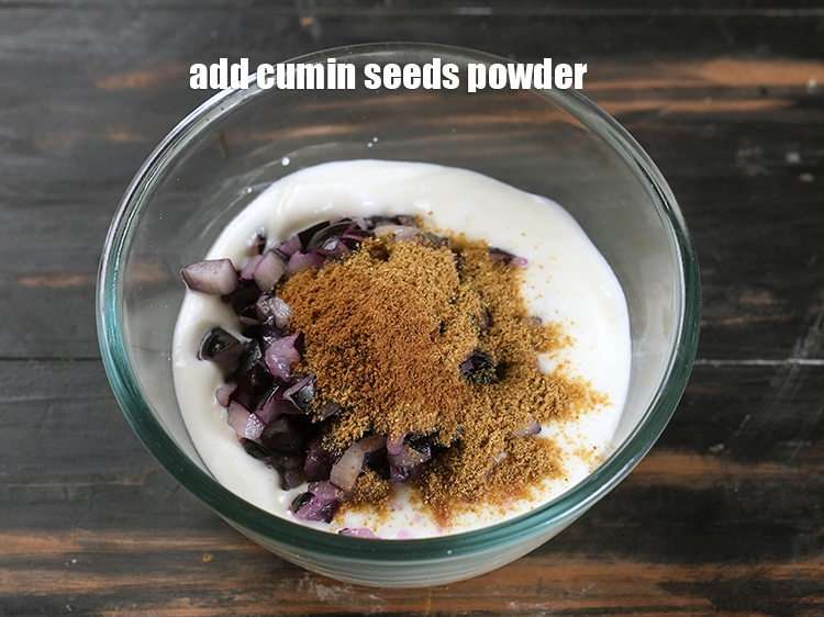 Step 6 – Add &frac12; tsp cumin seeds powder.