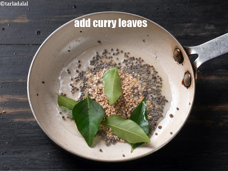 Step 6 – Add 4 to 5 curry leaves.