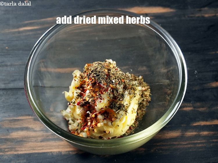 Step 6 – Add 1 tsp dried mixed herbs.