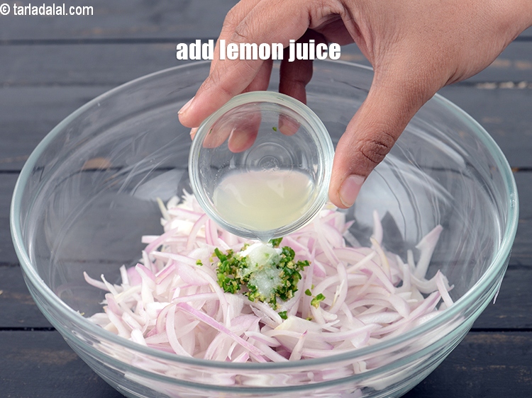 Step 7 – Add&nbsp;<meta charset="UTF-8" />2 tsp&nbsp;<a href="glossary-lemon-juice-numbi-ka-ras-nimbu-ka-juice-471i">lemon juice</a>.