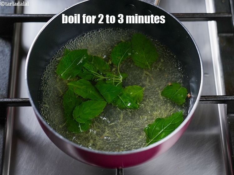 Step 6 – Boil on medium flame for 2 to 3 minutes.