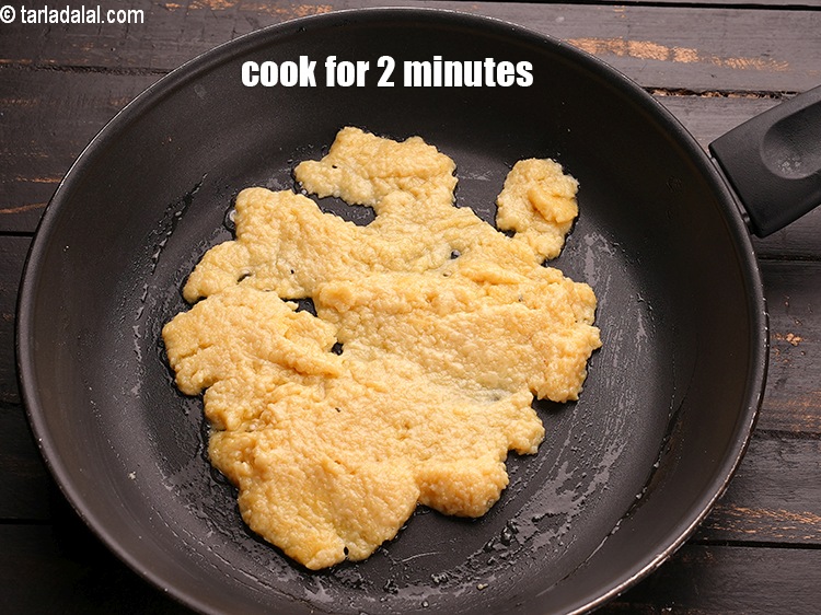 Step 6 – Cook on medium flame for 2 minutes, while stirring continuously.