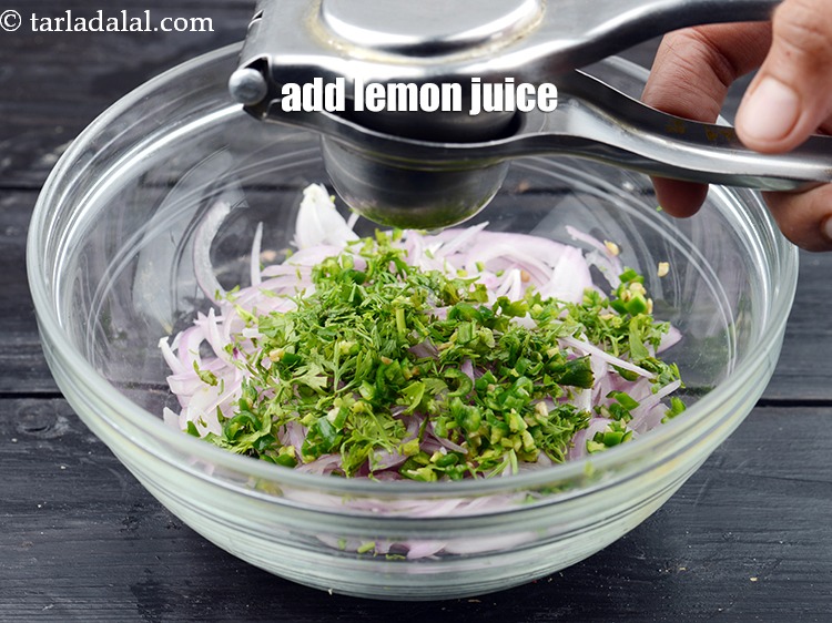 Step 51 – Add 1 tsp&nbsp;<a href="https://www.tarladalal.com/glossary-lemon-juice-numbi-ka-ras-nimbu-ka-juice-471i">lemon juice</a>.&nbsp;