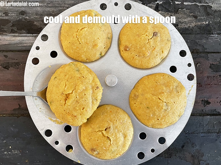 Step 45 – Cool for 2 to 3 minutes and demould with a spoon.