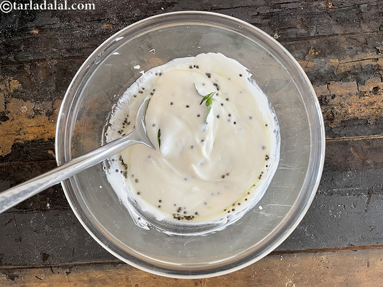 स्टेप 60 – अच्छी तरह मिलाएं और एक तरफ रख दें।