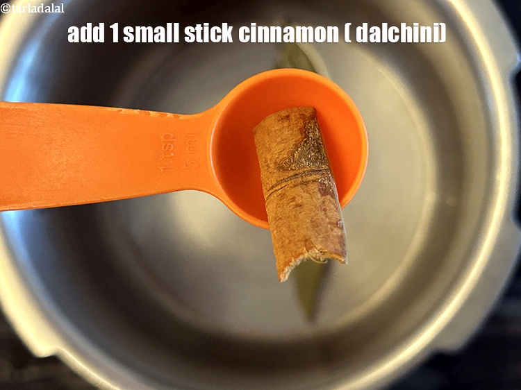 Step 14 – Add&nbsp;<meta charset="UTF-8" />1&nbsp;small stick&nbsp;<a href="glossary-cinnamon-dalchini-346i">cinnamon (dalchini)</a>.