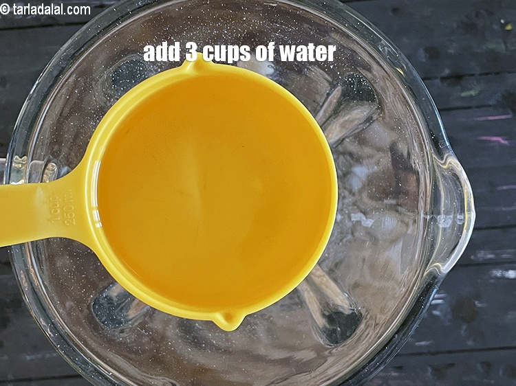 Step 7 – Add&nbsp;<!--%3Cmeta%20charset%3D%22UTF-8%22%20%2F%3E-->3 cups of water.