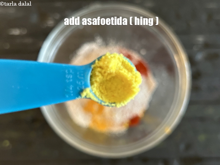 Step 8 – Add&nbsp;<meta charset="UTF-8" />1/4 tsp&nbsp;<a href="glossary-asafoetida-hing-113i">asafoetida (hing)</a>.