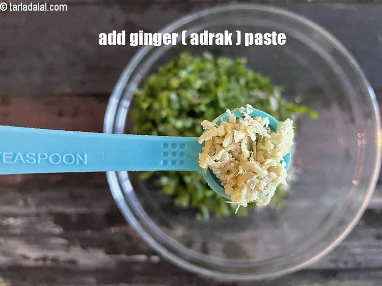 Step 6 – Add&nbsp;<meta charset="UTF-8" />1 tsp&nbsp;<a href="glossary-ginger-paste-adrak-ki-paste-457i">ginger (adrak) paste</a>.
