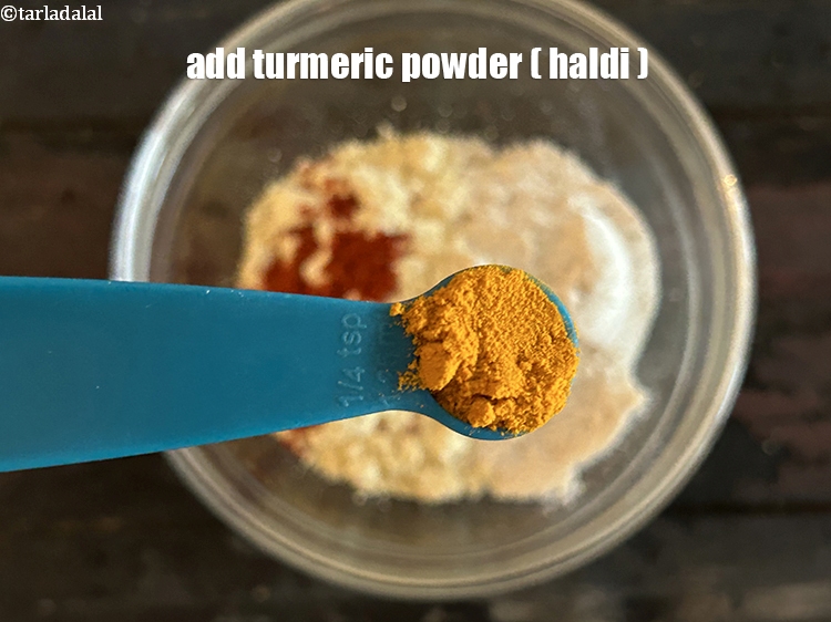 Step 6 – Add&nbsp;<meta charset="UTF-8" />1/4 tsp&nbsp;<a href="glossary-turmeric-powder-haldi-645i">turmeric powder (haldi)</a>.