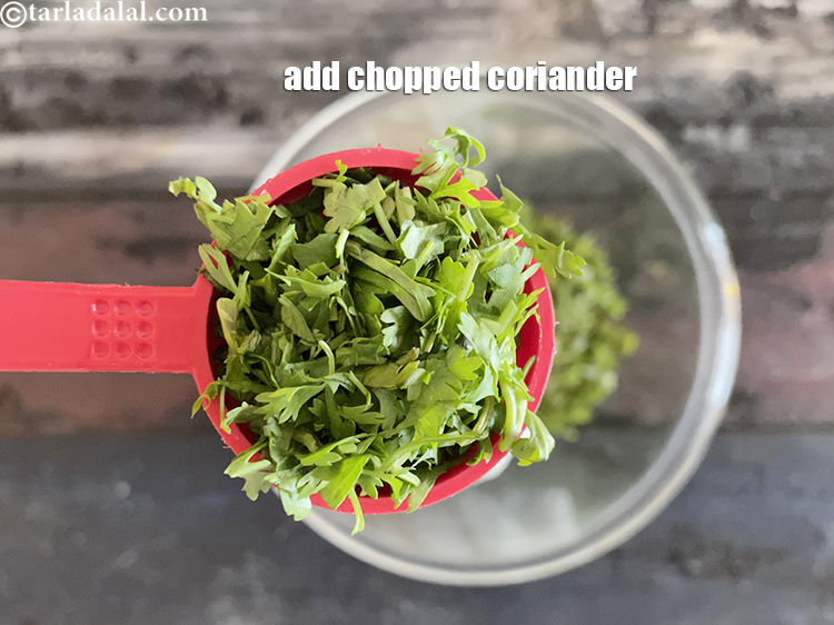 Step 10 – Add&nbsp;<meta charset="UTF-8" />2 tbsp&nbsp;finely&nbsp;<a href="glossary-chopped-coriander-783i">chopped coriander (dhania)</a>.