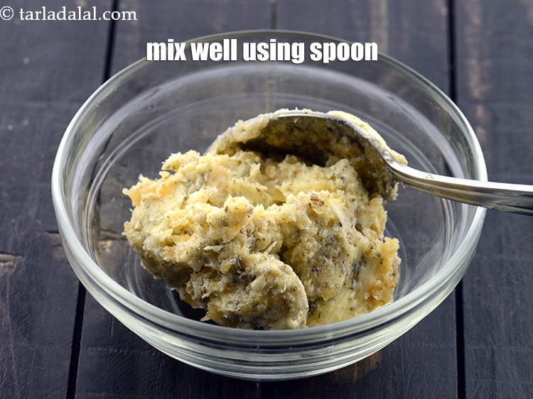 Step 6 – Mix well using spoon.