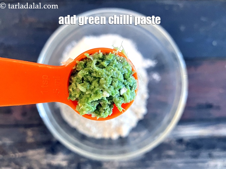 Step 6 – Add&nbsp;<meta charset="UTF-8" />1 tsp&nbsp;<a href="glossary-green-chilli-paste-hari-mirch-ki-paste-mirchi-paste-333i">green chilli paste</a>.